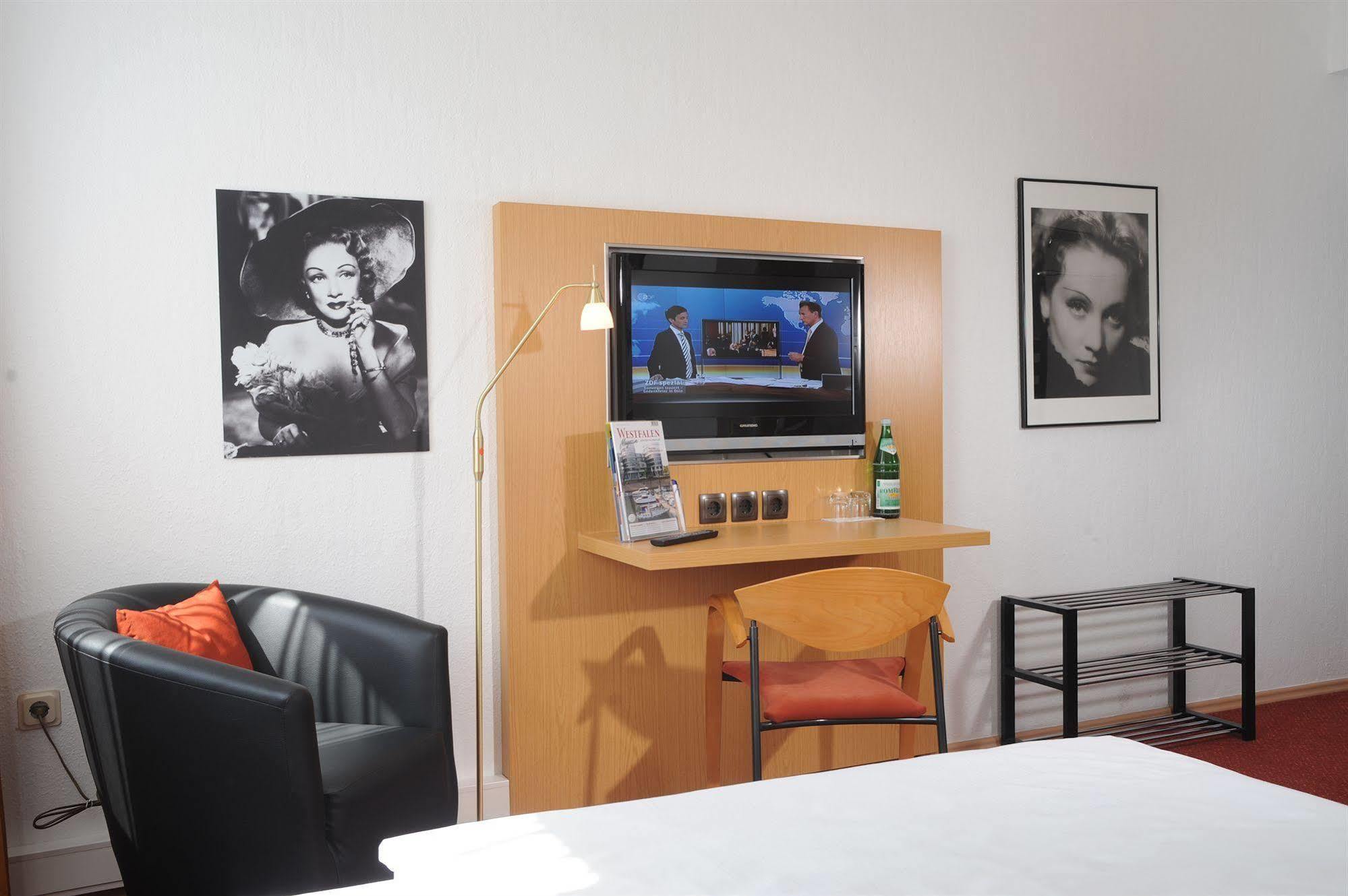 Retro - Art - Hotel Lünen Zewnętrze zdjęcie