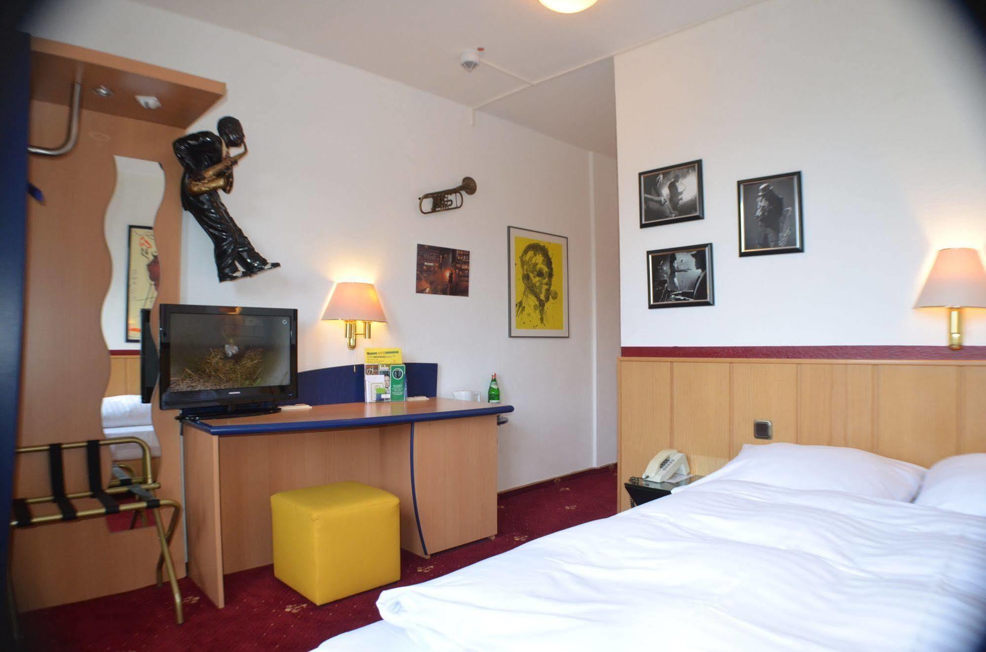 Retro - Art - Hotel Lünen Zewnętrze zdjęcie